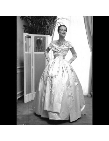 Christian Dior - Modèle Soirée fleurie, 1955 du meilleur 